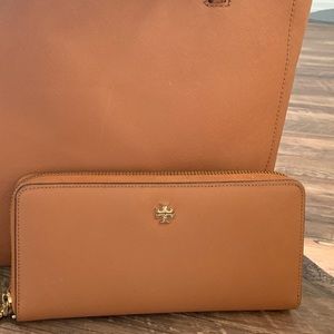 Tory Burch York Wallet